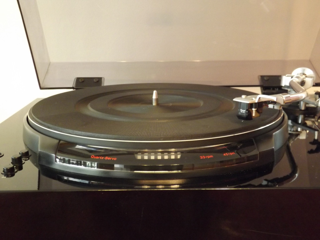 Tornamesa sansui online