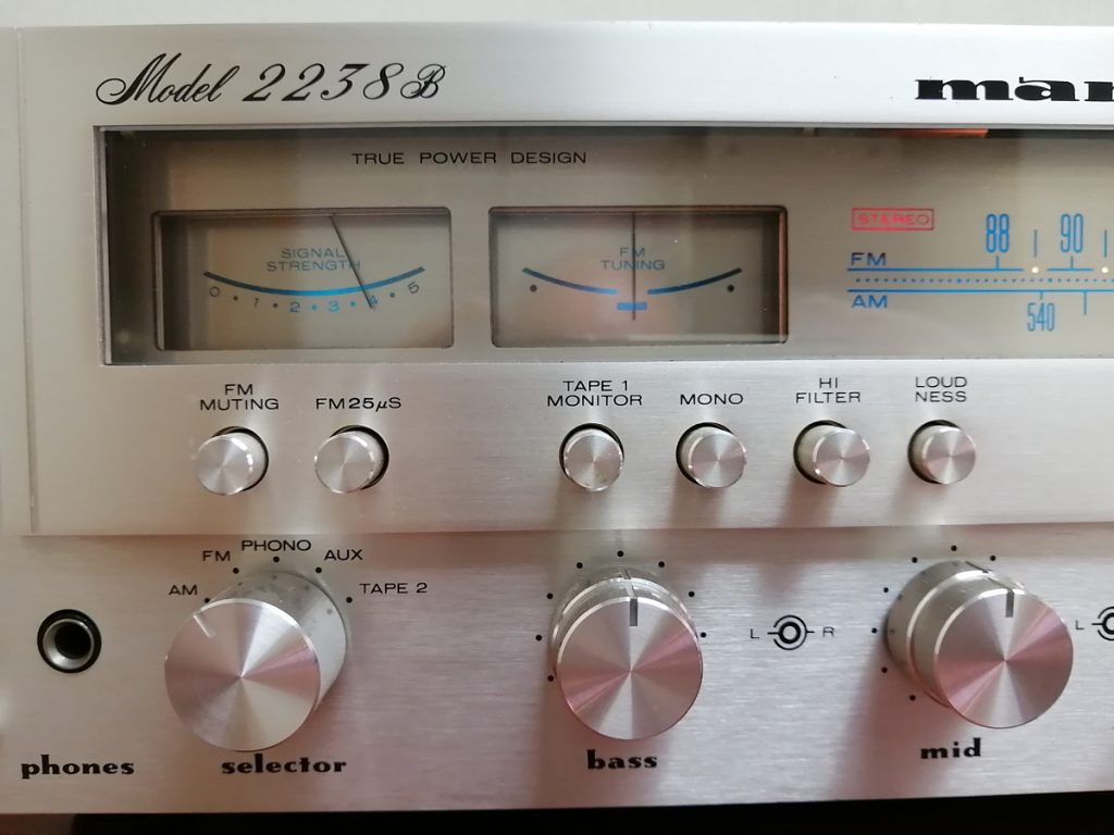 Receiver Marantz 2238B